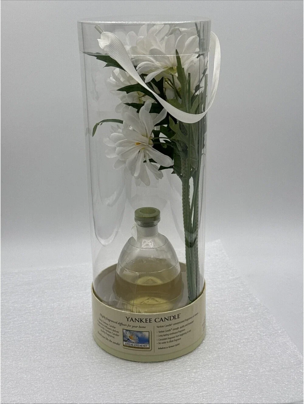 RARE Yankee Candle Loves Me, Loves Me Not Fragrance Diffuser Glass Vase Daisy